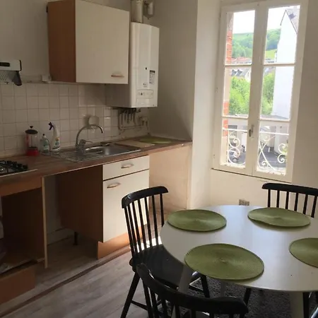 Marie Maurel 2 Eme Etage Et Sa Pizza Offerte *