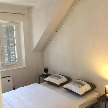 Apartment Marie Maurel 2 Eme Etage Et Sa Pizza Offerte Aurillac