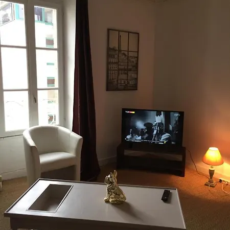Apartment Marie Maurel 2 Eme Etage Et Sa Pizza Offerte Aurillac