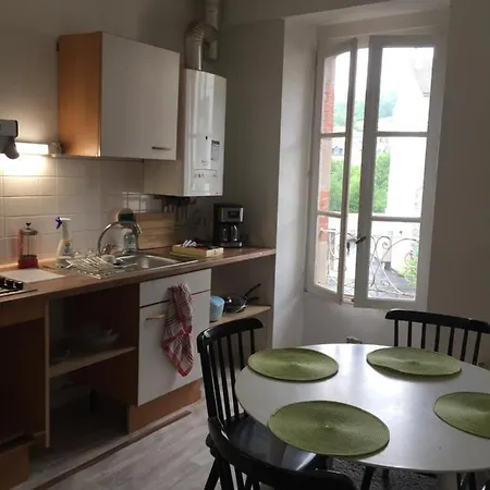 Apartment Marie Maurel 2 Eme Etage Et Sa Pizza Offerte